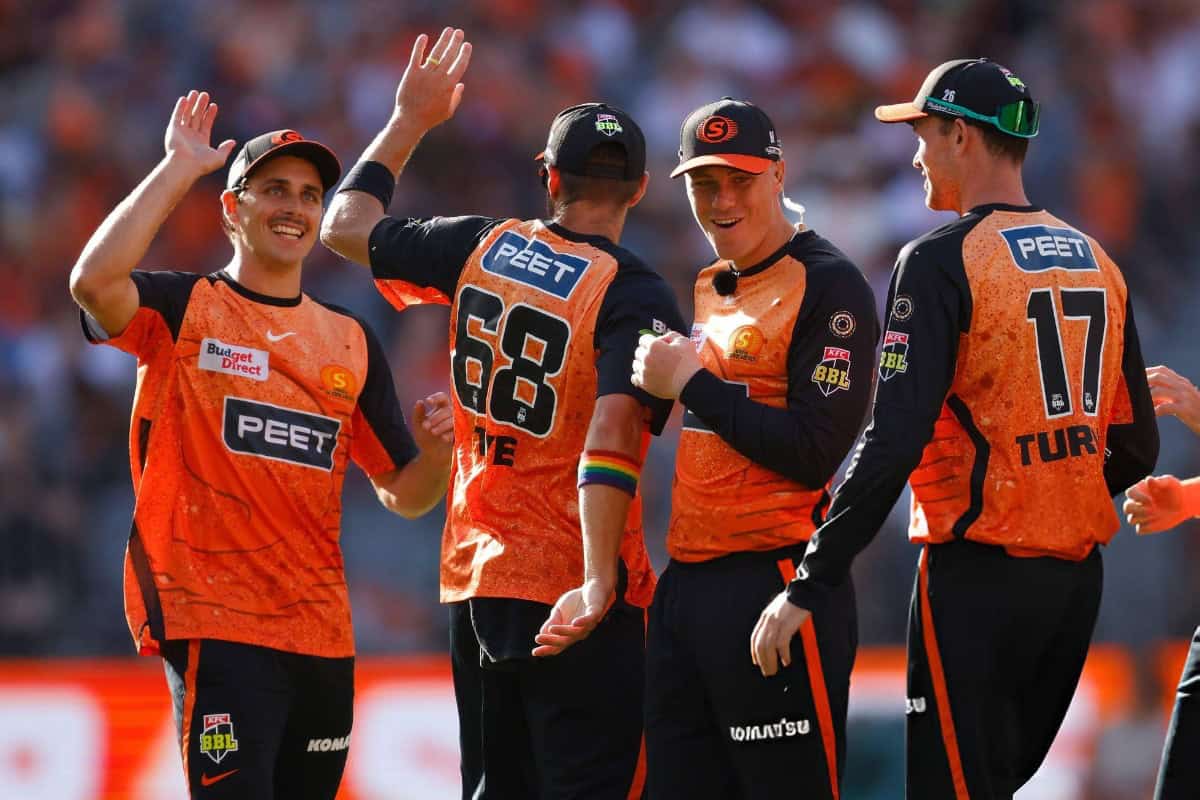 REN vs SCO Dream11 Prediction, BBL Fantasy Cricket Tips, Playing XI, Pitch Report & Injury Updates For Match 10 of BBL 2024-25