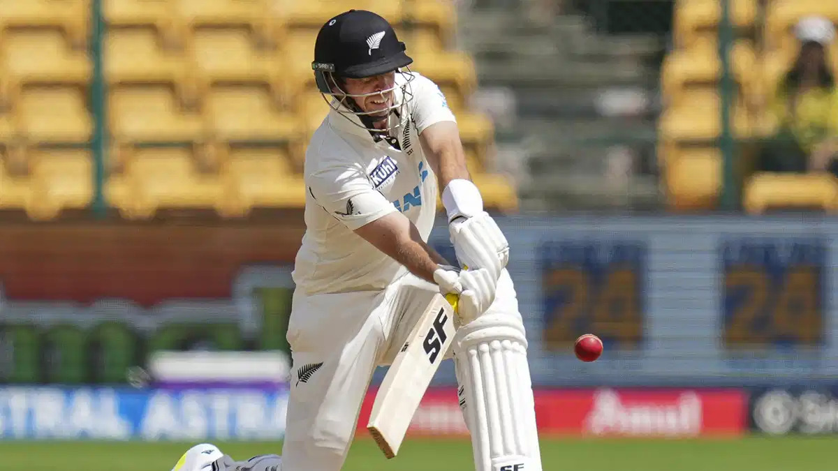 Tim Southee ties Chris Gayle's record for 4th most sixes in Tests