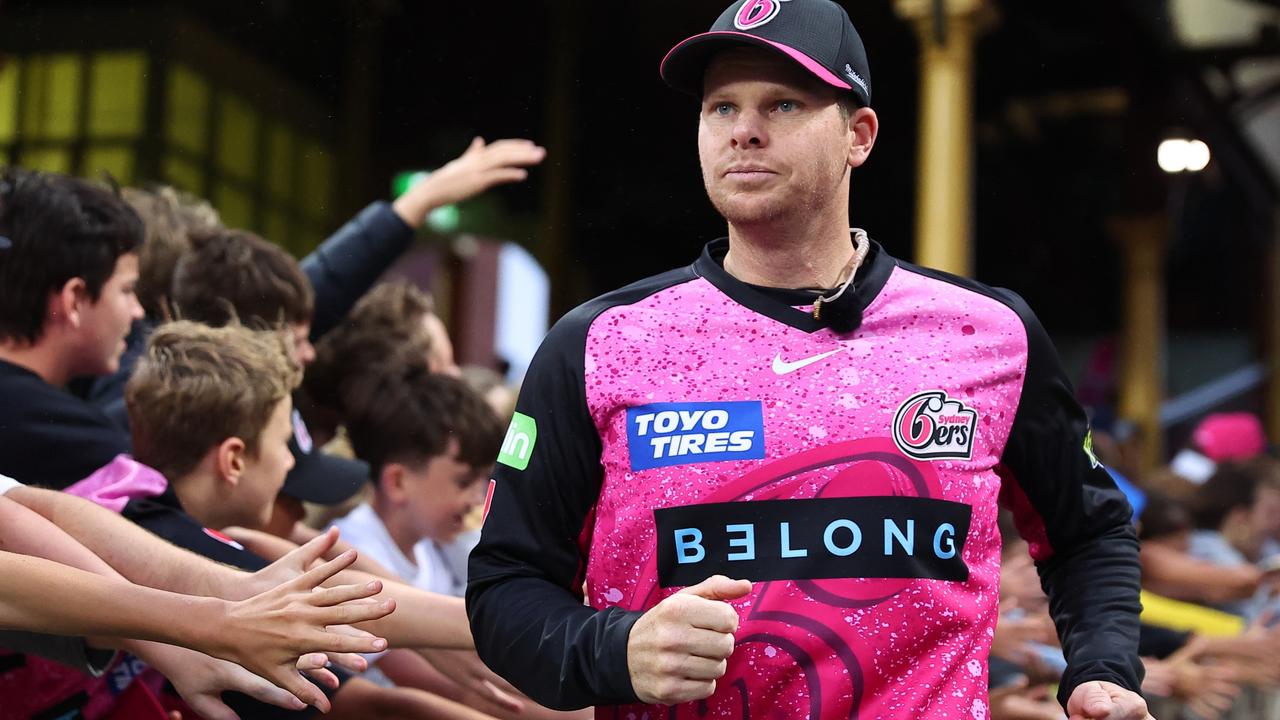 Steve Smith overcomes elbow injury fears in Big Bash League incident