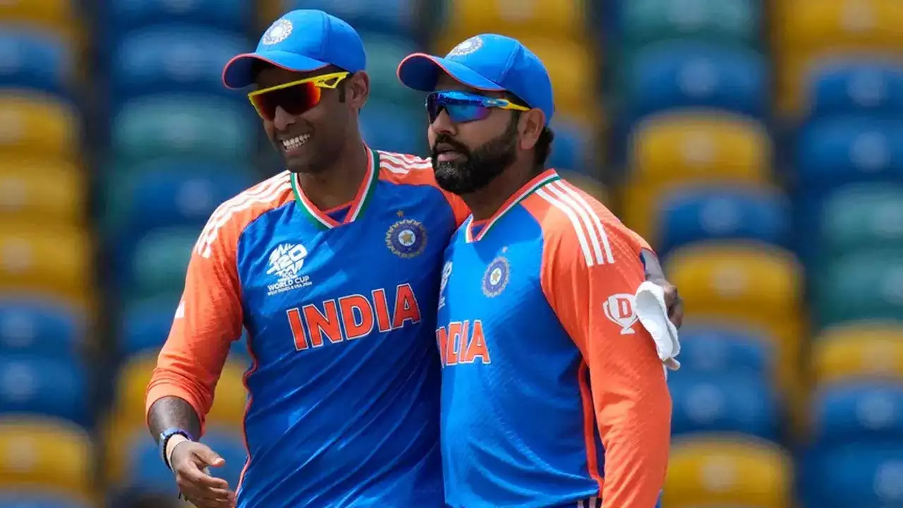 'I try to stay away from the stumps'- Suryakumar Yadav jokes about not after Rohit Sharma's hilarious stump-mic antics