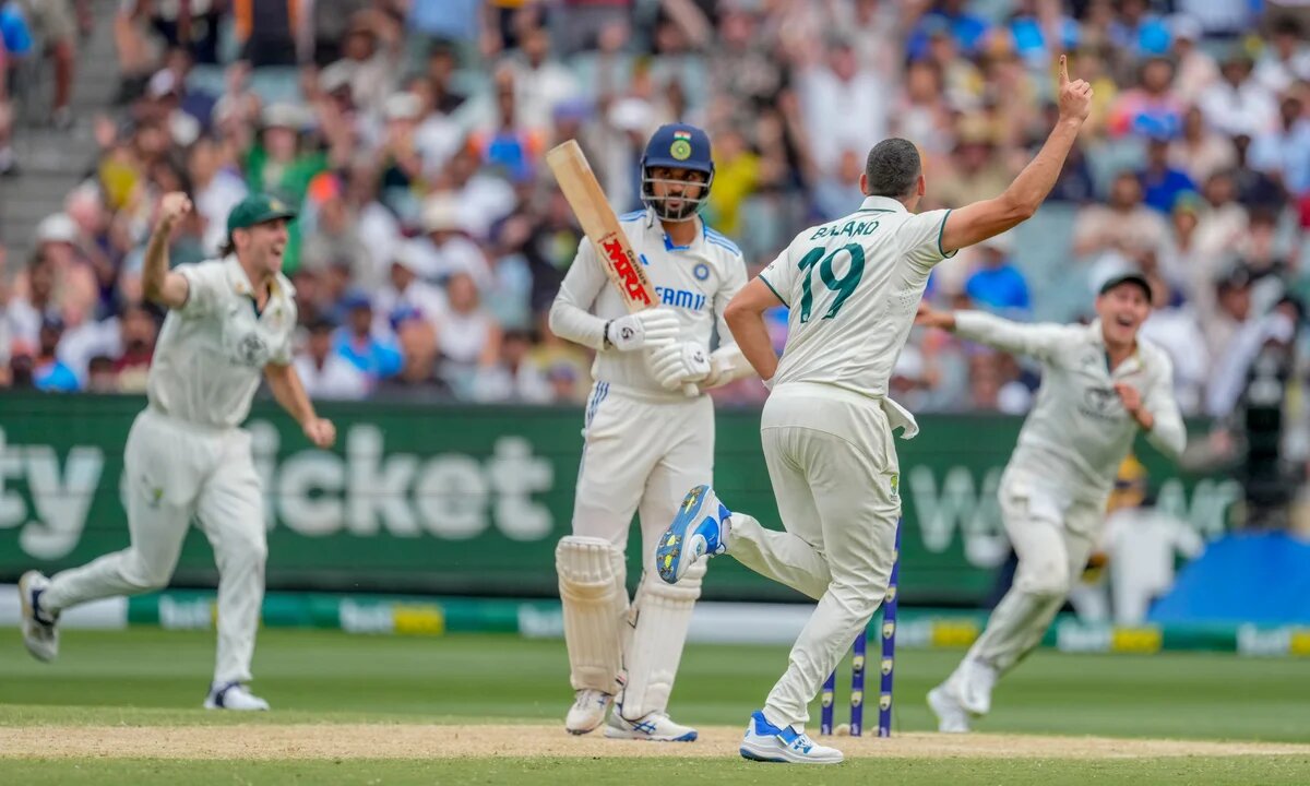 Twitter Reactions: Australia pull back strings on Day 2 of Sydney Test as India's batting woes continue