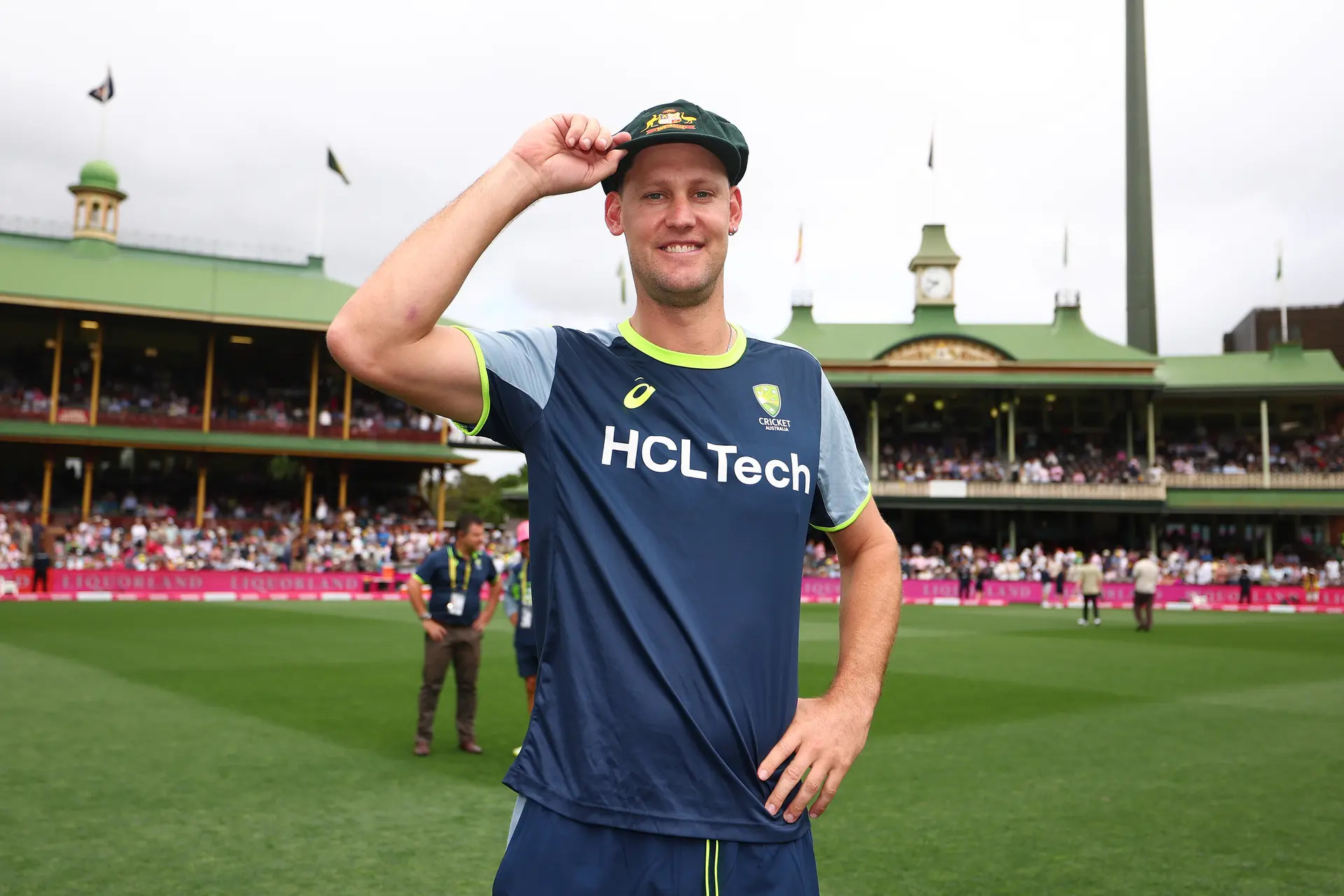 Beau Webster returns to champions Hobart Hurricanes on three-year BBL deal