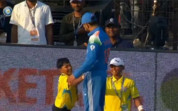 WATCH: Virat Kohli makes young fans happy with handshake in Cuttack ODI; video goes viral