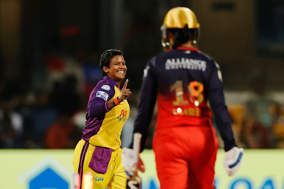 WPL 2025: Smriti Mandhana's SLUMP against Deepti Sharma continues