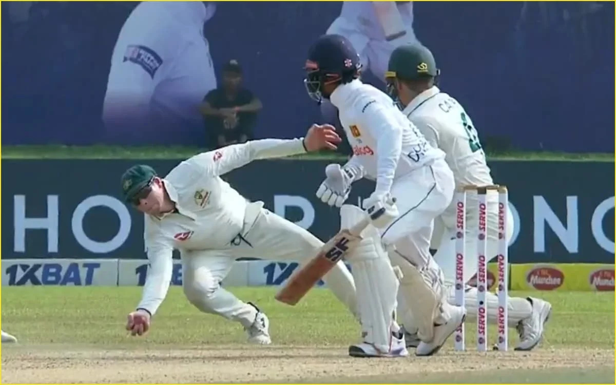 Watch: Steve Smith grabs stunner to send back Dhananjaya de Silva!