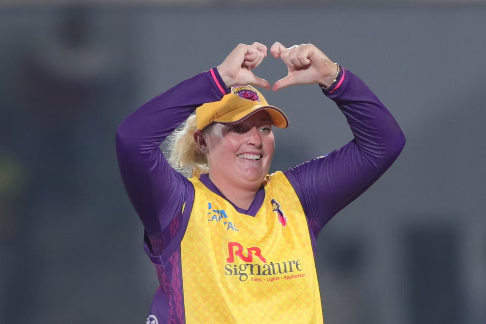 WATCH: Sophie Ecclestone Continues to Torment Laura Wolvaardt