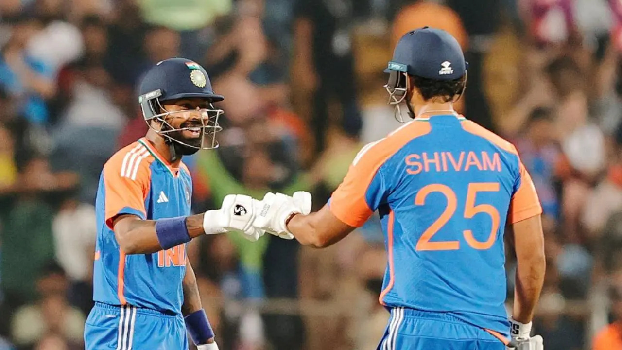 Twitter Reactions: All-rounders come to the party as India score 181 after a poor start