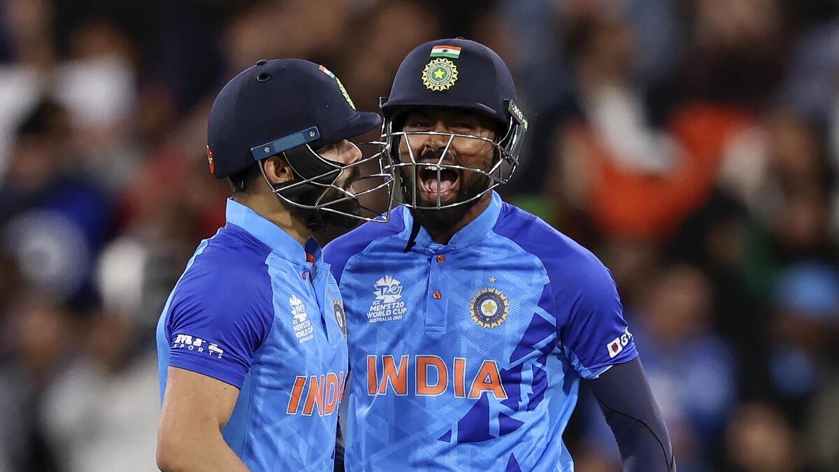 'He had to stay till the end'- Hardik Pandya recalls Kohli's MCG heroics against Pakistan