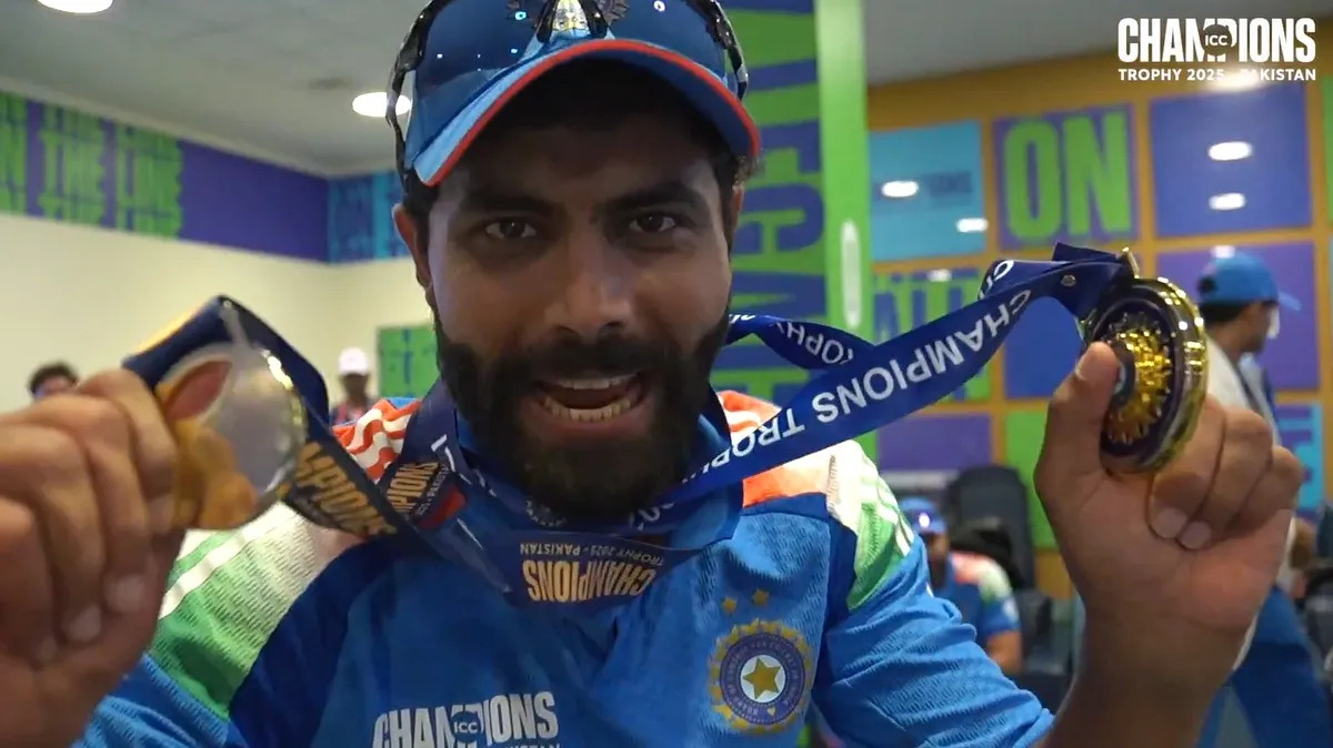 WATCH: Ravindra Jadeja wins Best Fielder Medal after India's 2025 Champions Trophy win