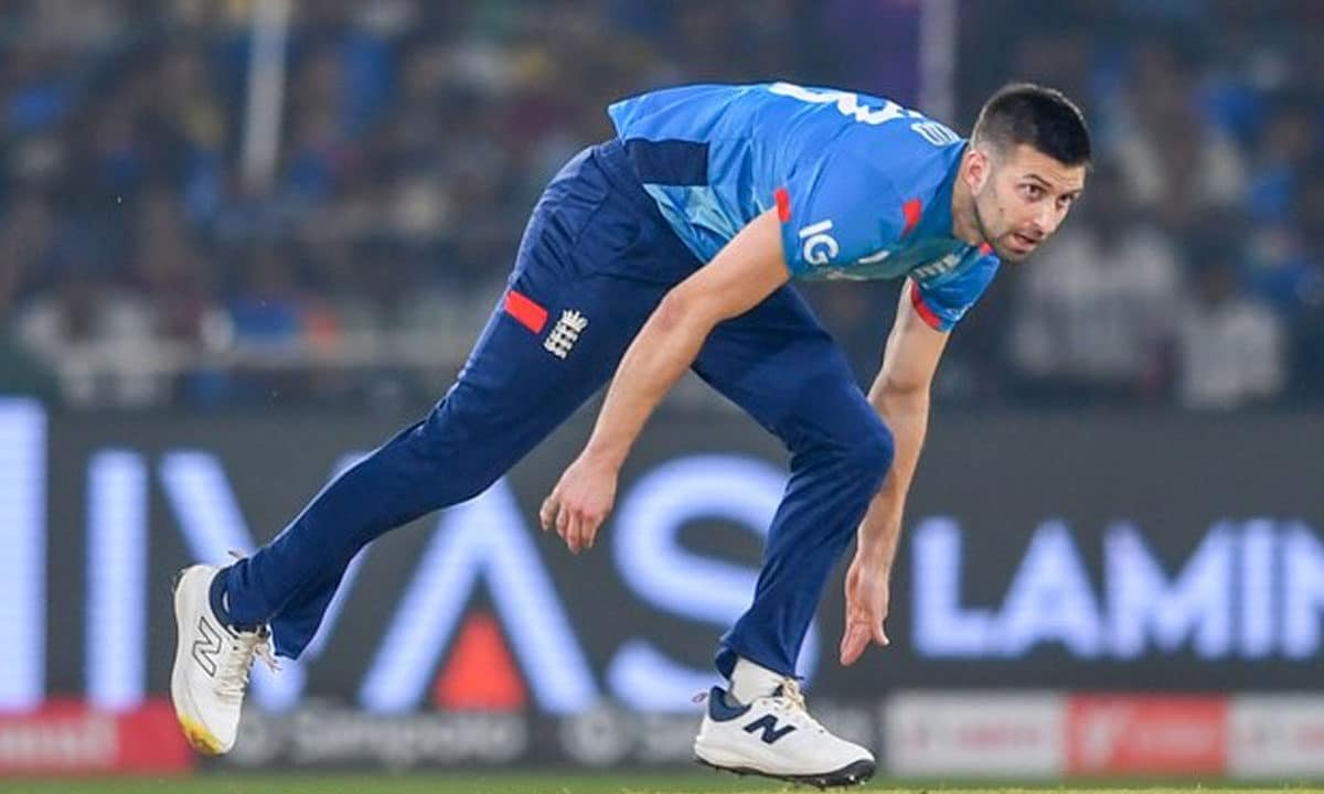 Mark Wood ruled out of cricket for at least four months