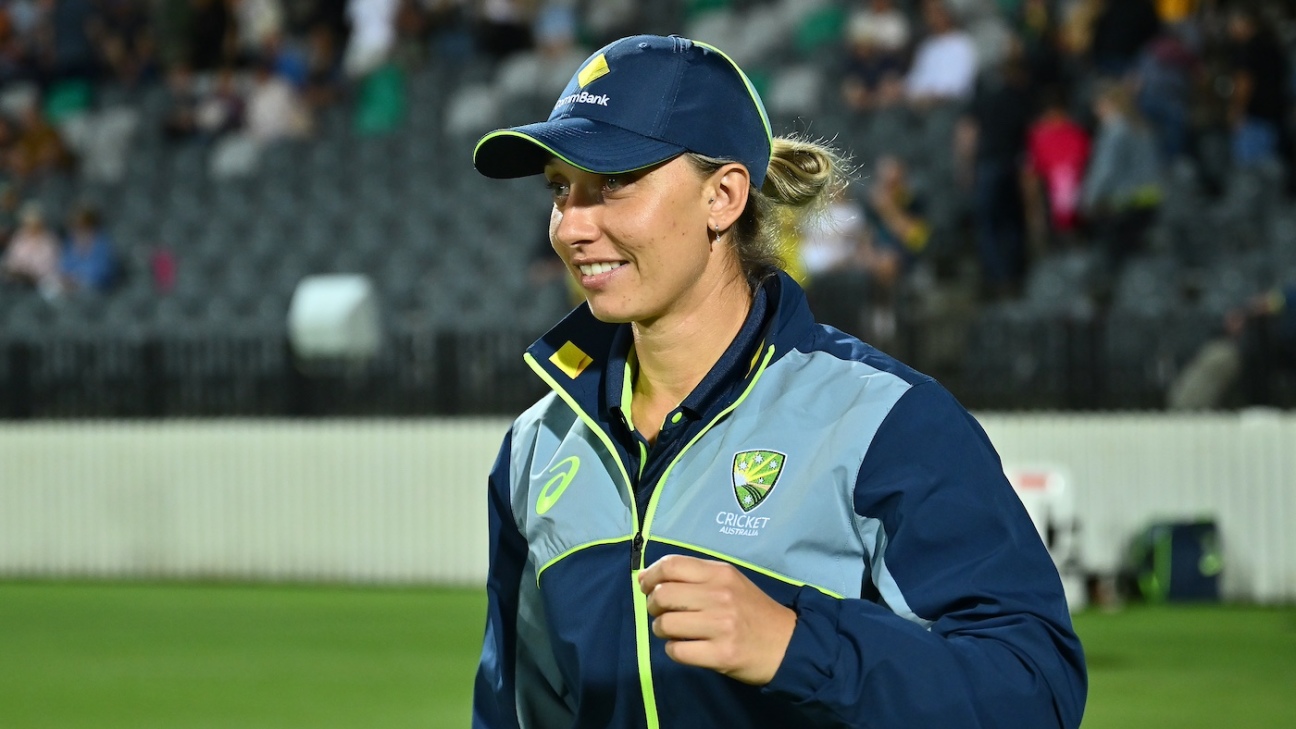Ashleigh Gardner to miss remainder of New Zealand T20I series due to fractured finger