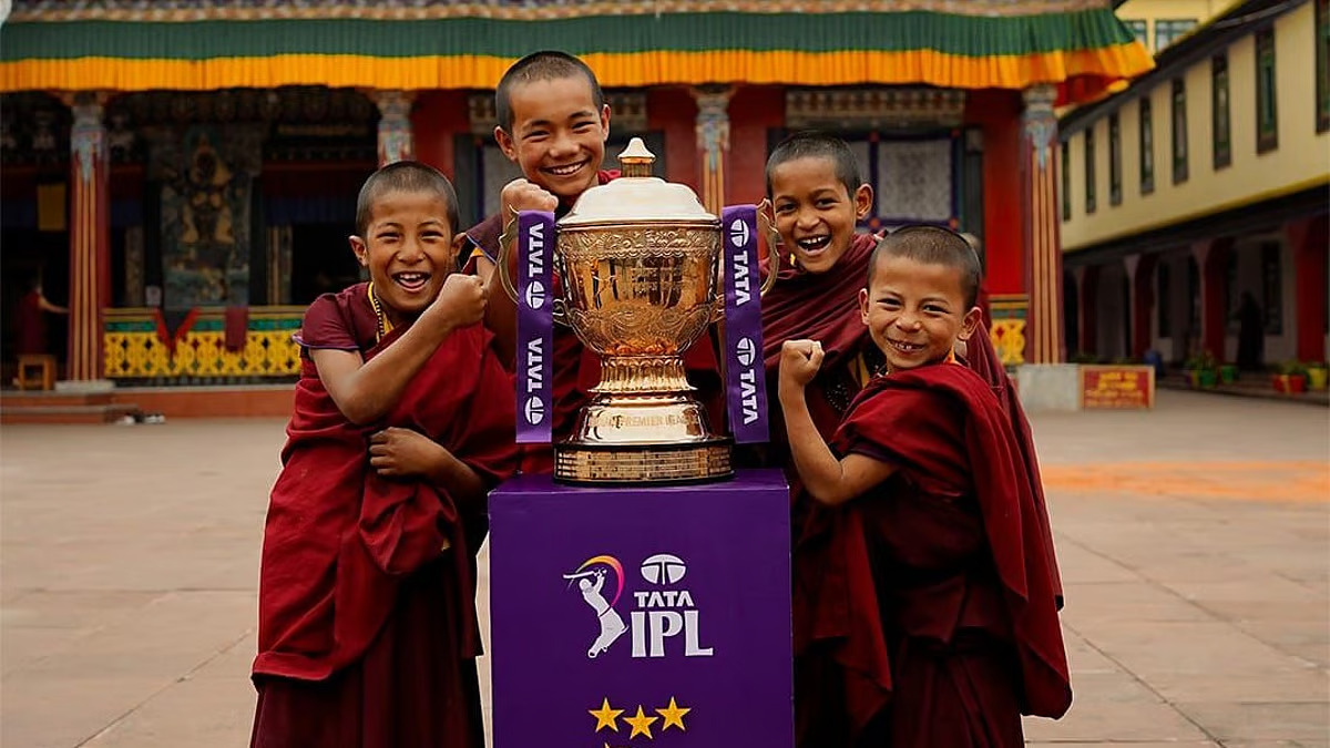 KKR's IPL trophy tour makes historic 1st visit to Gangtok