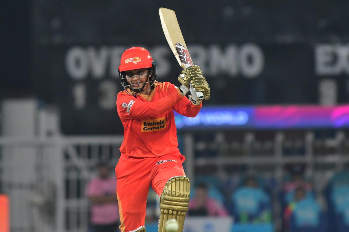 Twitter Reactions: Harleen Deol leads the way as Gujarat Giants Women's Ace Run-chase