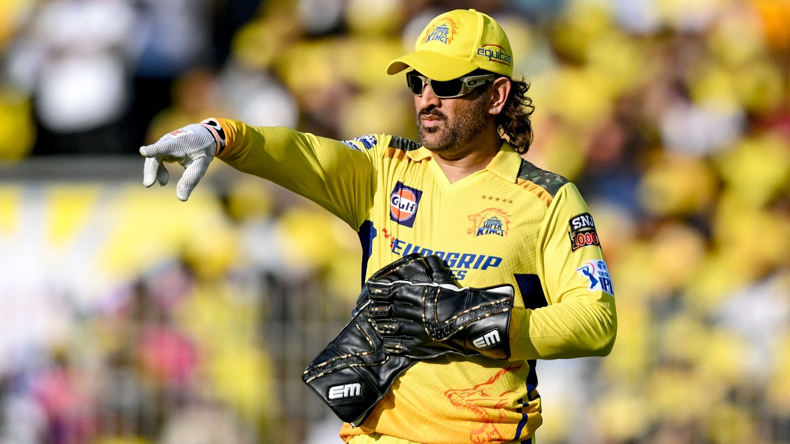 MS Dhoni's IPL 2025 Role: Experts Discuss CSK's Post-Dhoni Era Planning
