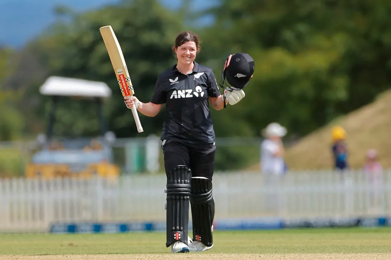 NZ-W vs SL-W, 3rd ODI Review: Plimmer, Kerr conjure up easy win for home team