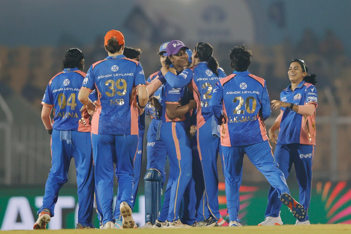 Twitter Reactions: All-round show by Hayley Matthews leads Mumbai Indians Women to crushing win in Eliminator