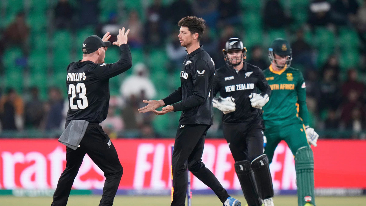 Twitter Reactions: South Africa choke again as New Zealand prepare themselves for India in Dubai finale