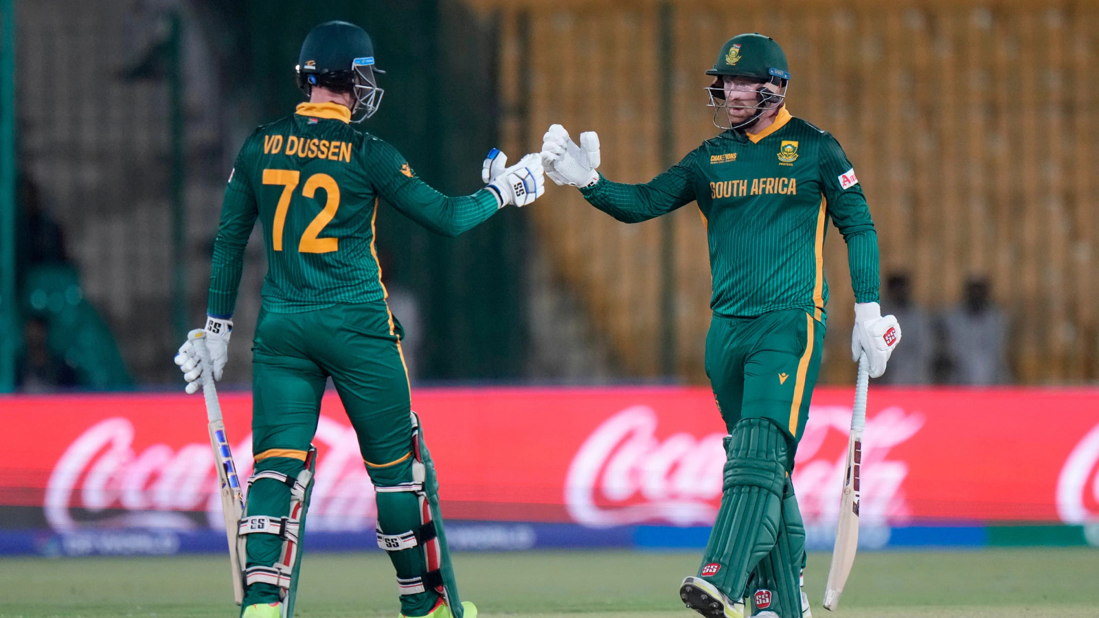 Twitter Reactions: Fifties from van der Dussen and Klaasen propel South Africa into semifinals