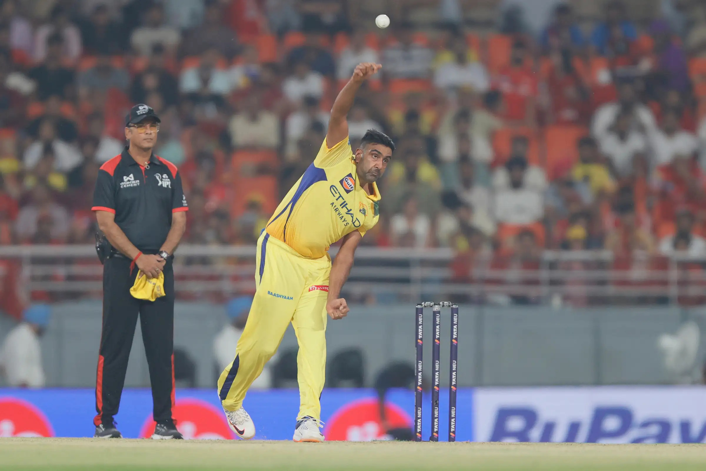 Watch: Ravi Ashwin concedes 21 runs off single over in PBKS vs CSK game