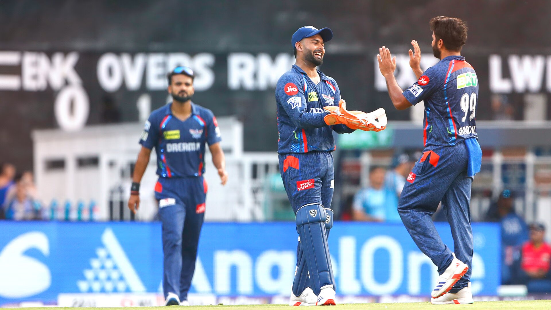 IPL 2025 Memes: Hilarious Reactions from LSG vs GT, Match 26 at Ekana Cricket Stadium