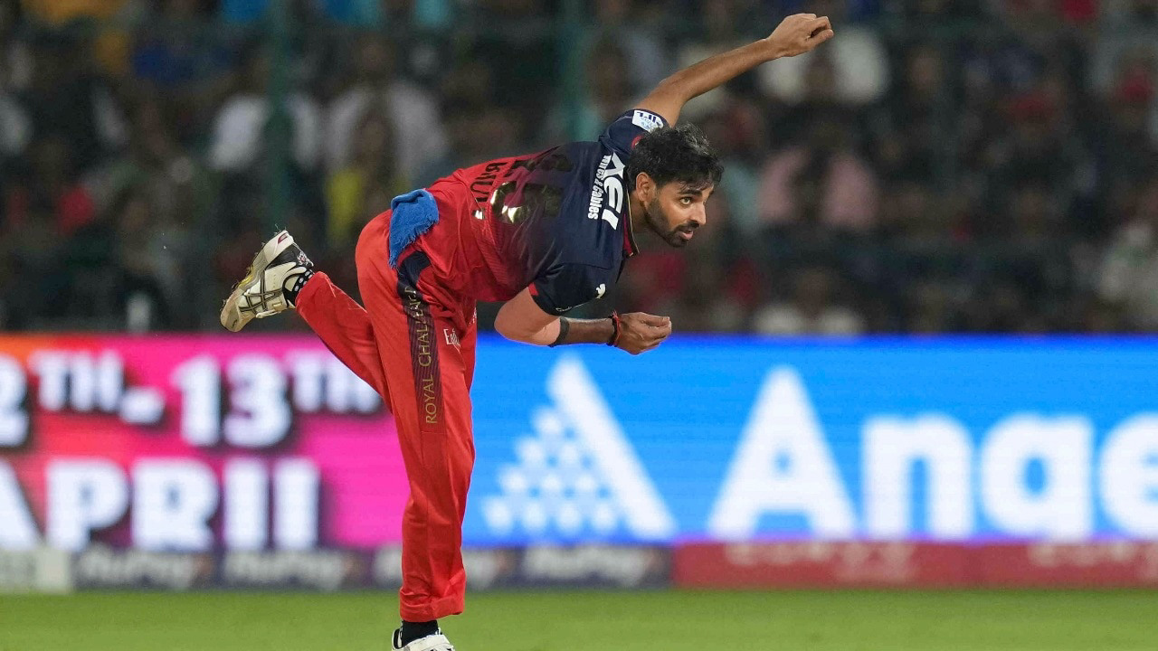 'I didn't know that I have to use it'- Bhuvneshwar Kumar admits he forgot saliva ban has been lifted