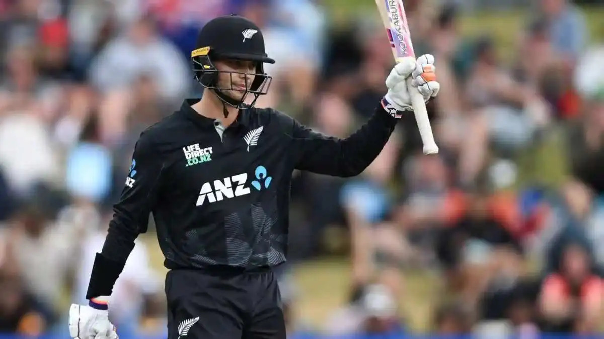 NZ vs PAK 2025: Mark Chapman to miss third ODI vs Pakistan due to injury