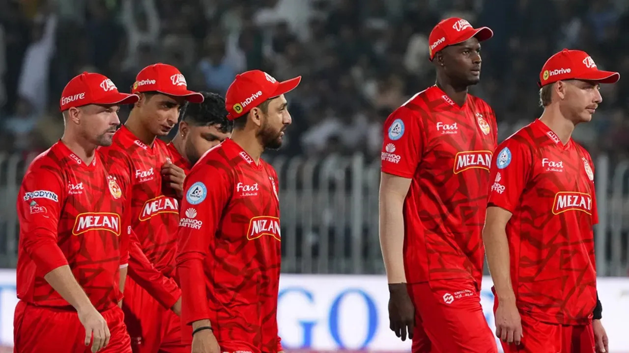 PSL 2025, Match 1 Review: Islamabad United easily defeats Lahore Qalandars in season opener