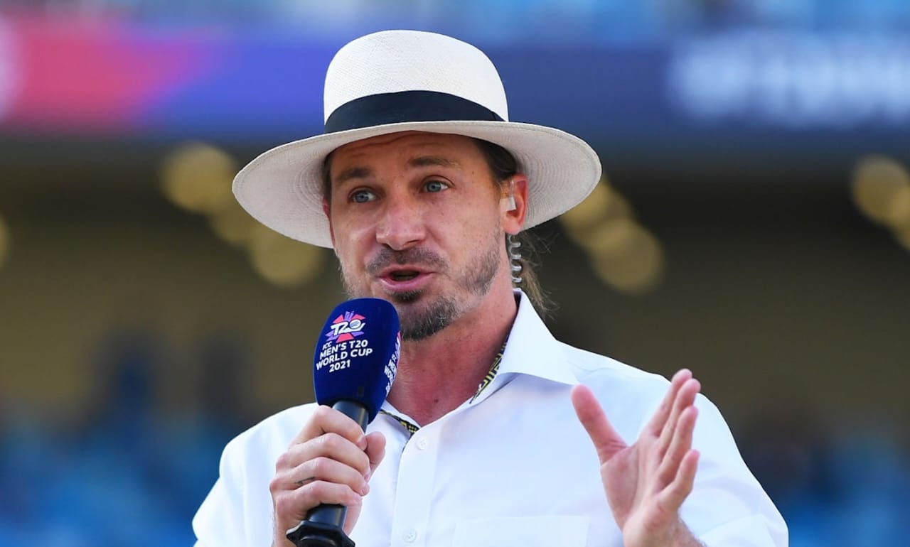 'Umpires have a new toy' - Dale Steyn takes cheeky dig at bat-check rule amid low-scoring encounters