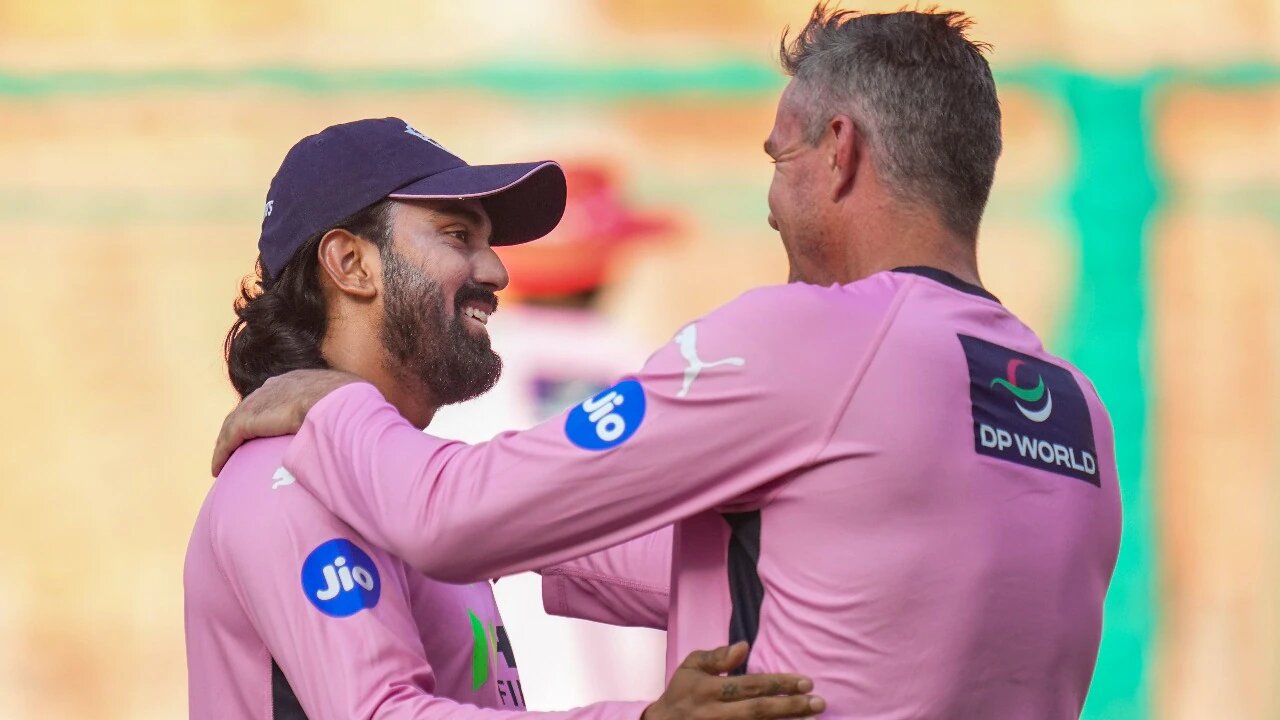 [WATCH] IPL 2025: KL Rahul's funny definition of mentor leaves Kevin Pietersen in splits