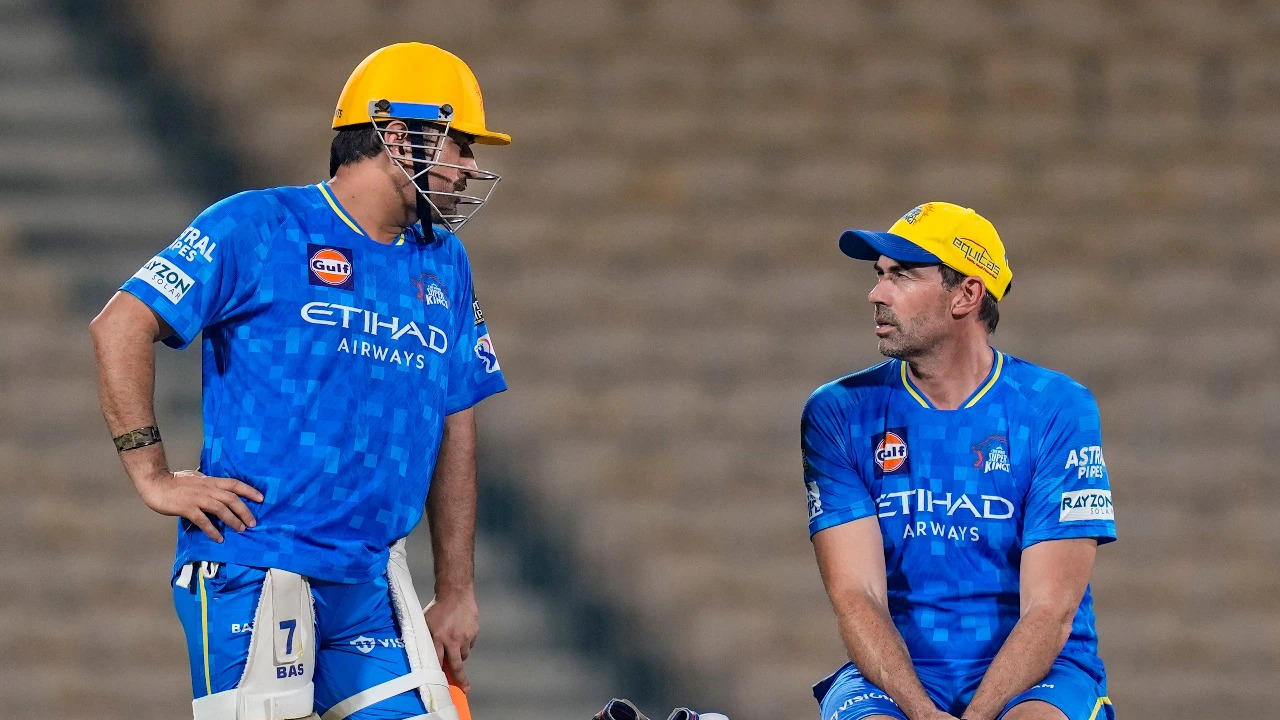 'We still believe we can do that'- Michael Hussey hopeful about CSK's return in IPL 2025