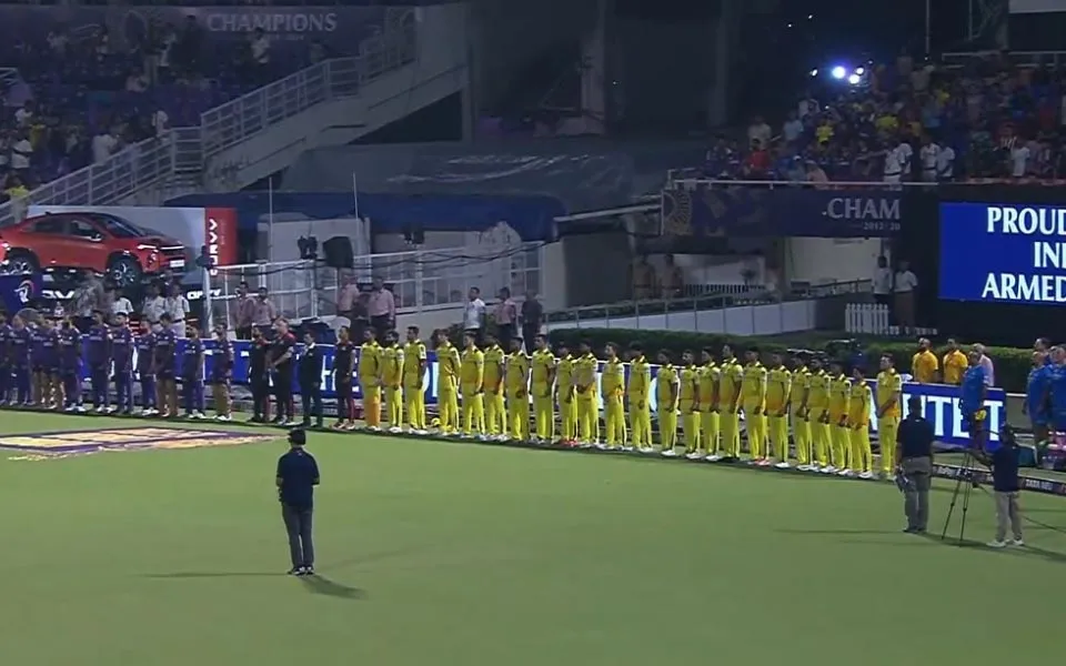 KKR, CSK players pay tribute to Indian Armed Forces by singing national anthem in Eden Gardens