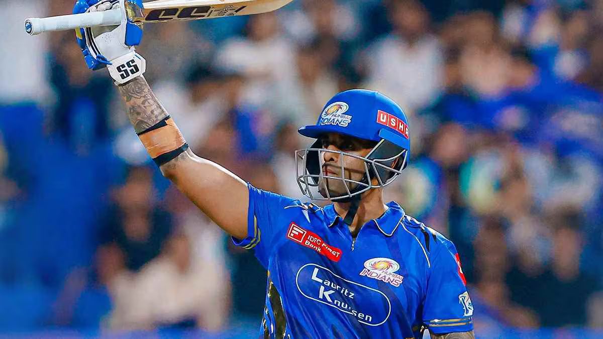 'Best knock of the entire season' - Harbhajan Singh praises Suryakumar Yadav's heroics vs DC