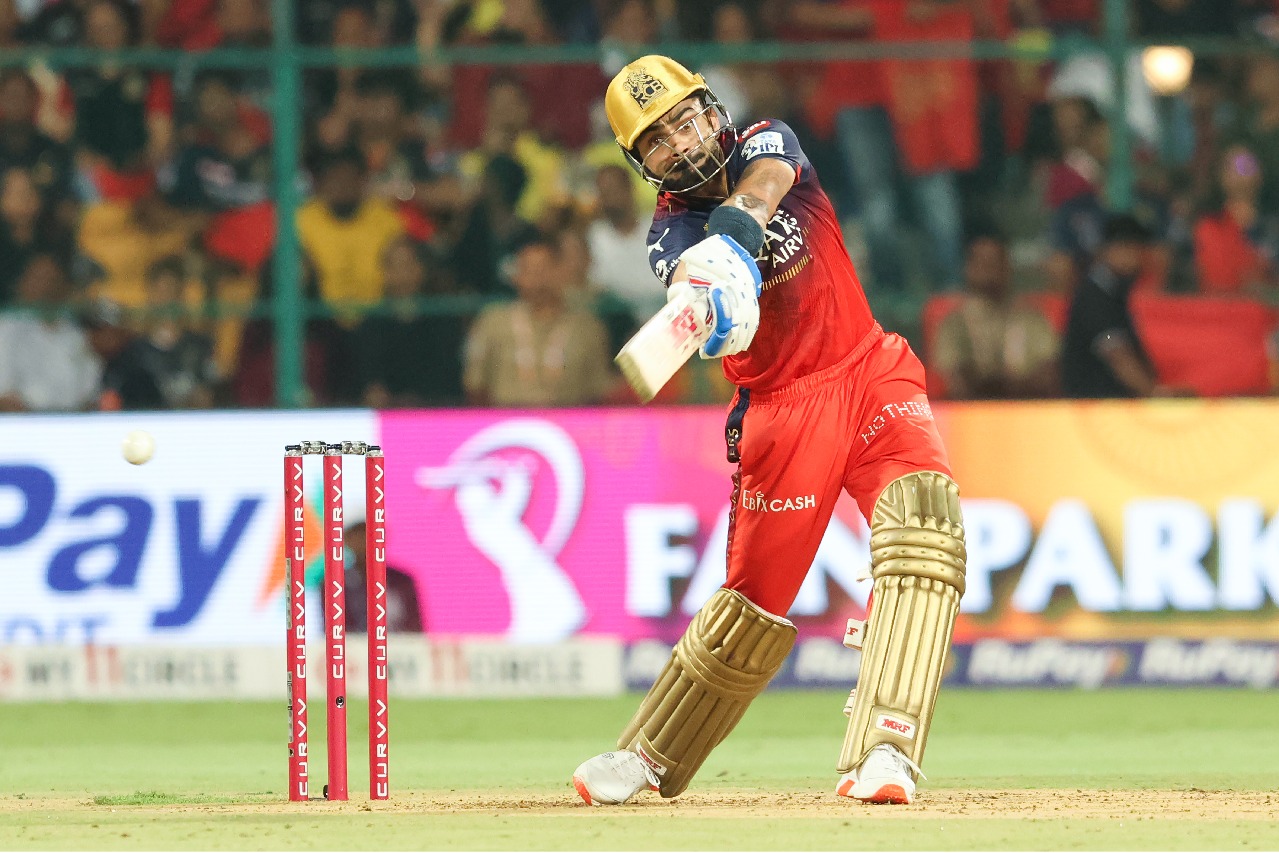 IPL 2025: Teams with most sixes vs teams struggling with dot balls