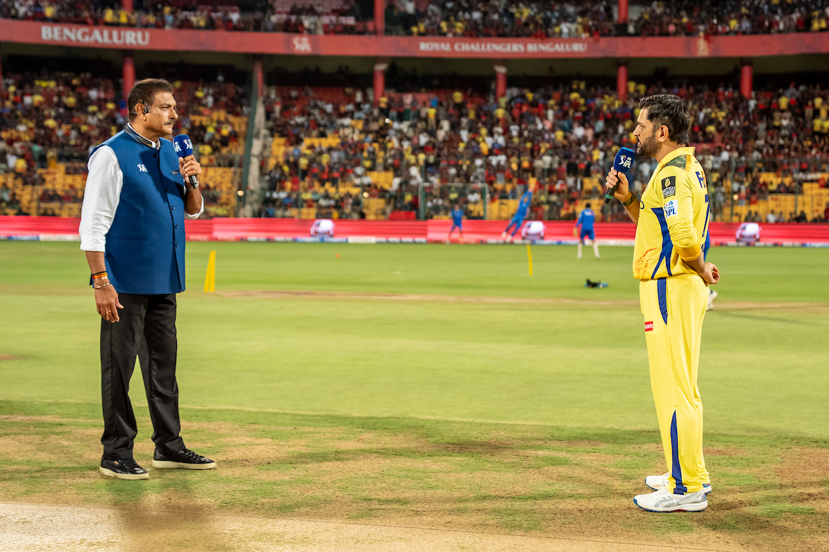 IPL 2025: MS Dhoni gives cheeky reply to Ravi Shastri's question in toss