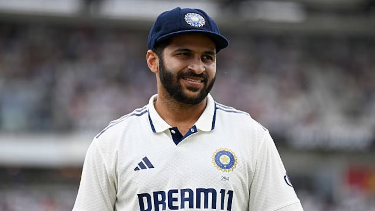 'If you don't trust a bowler, why did you play him?' - Dinesh Karthik questions inclusion of Shardul Thakur