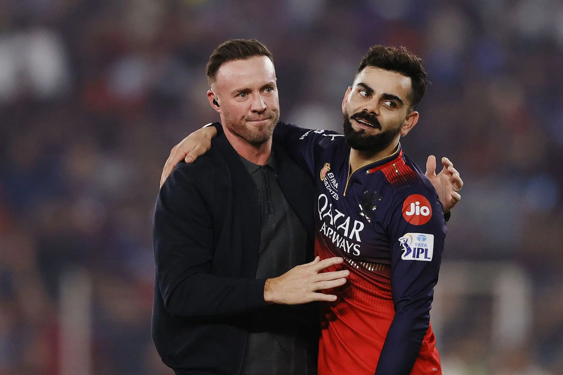 [WATCH] IPL 2025: Virat Kohli looks for AB de Villiers after RCB's win and gives an emotional hug