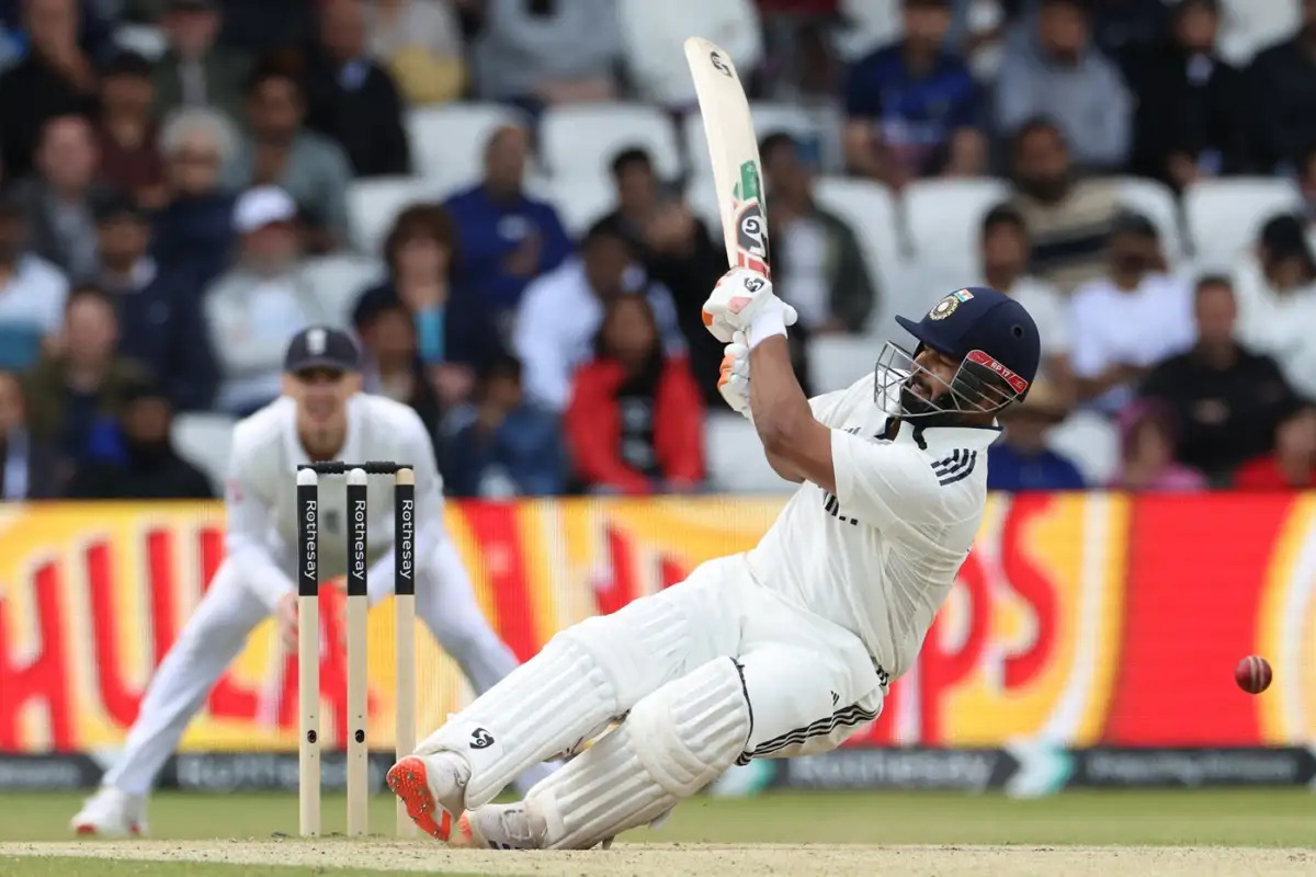 'Not required to play like this, ok?' - Rishabh Pant motivates himself after risky attempt vs Brydon Carse