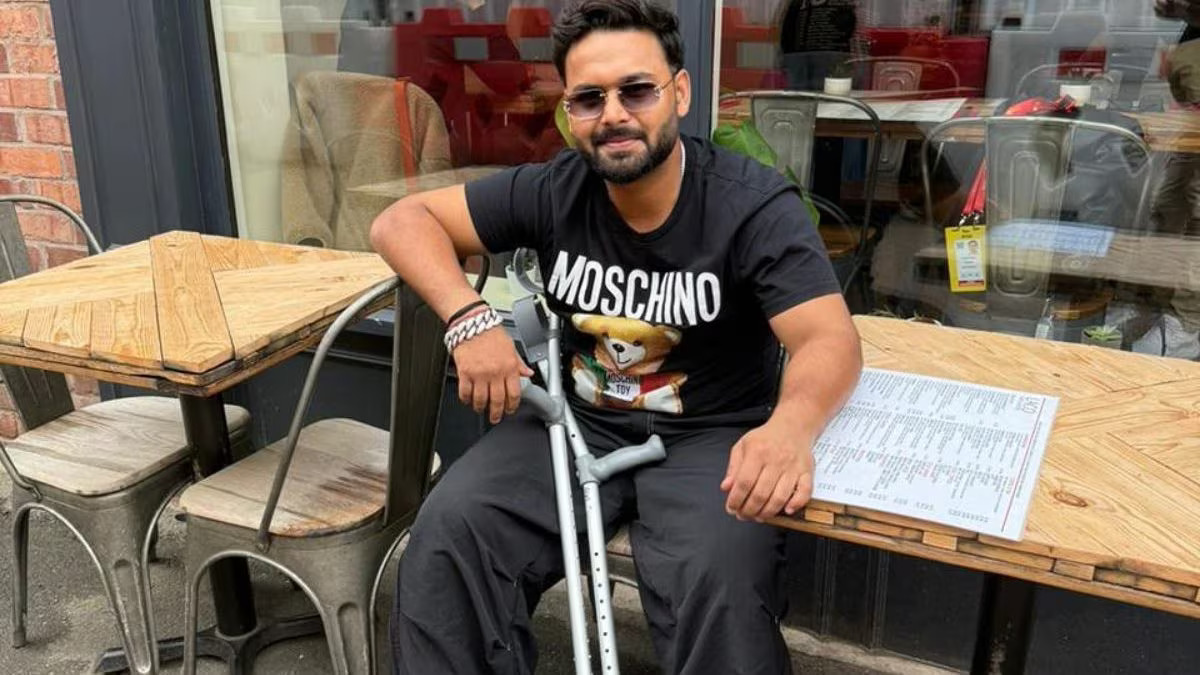 Rishabh Pant pays college fees of impoverished student