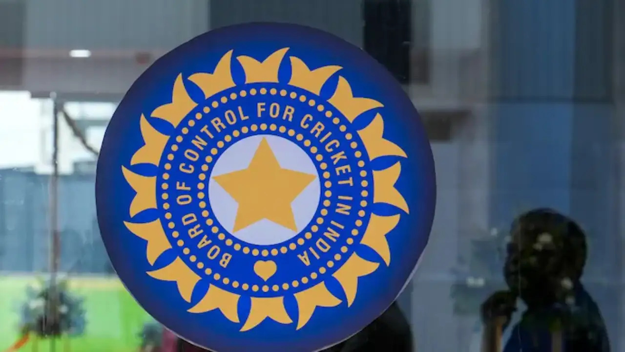 Uttarakhand HC issues notice to BCCI for INR 35 lakh spent on bananas