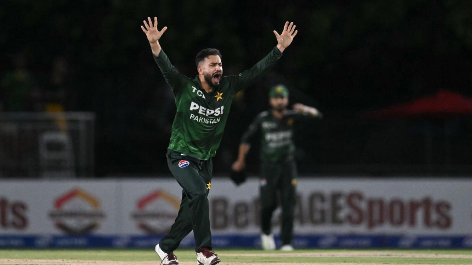 Asia Cup 2025: Pakistan coach names Mohammad Nawaz as best spinner in world cricket, draws battle lines ahead of India clash