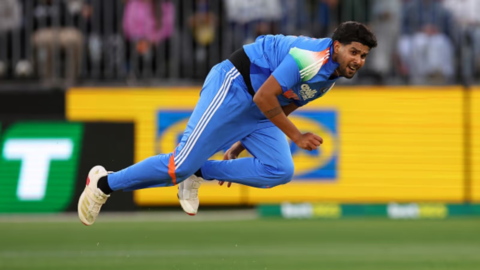 AUS vs IND 2025: "It's just about getting the length right" - Legendary pacer analyses under fire Harshit Rana's bowling in 1st ODI