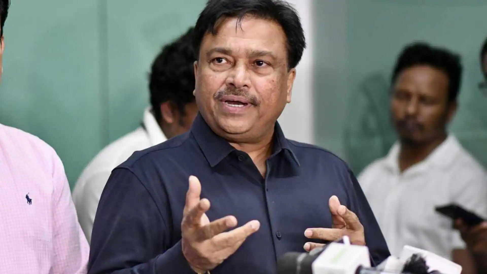 Former Bangladesh cricketer Faruque Ahmed hospitalized after cardiac arrest