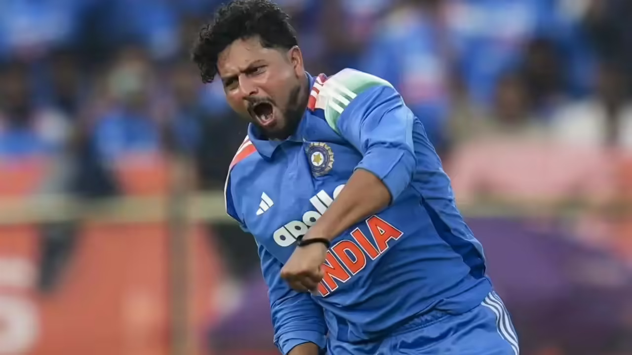 Legend urges Kuldeep to experiment