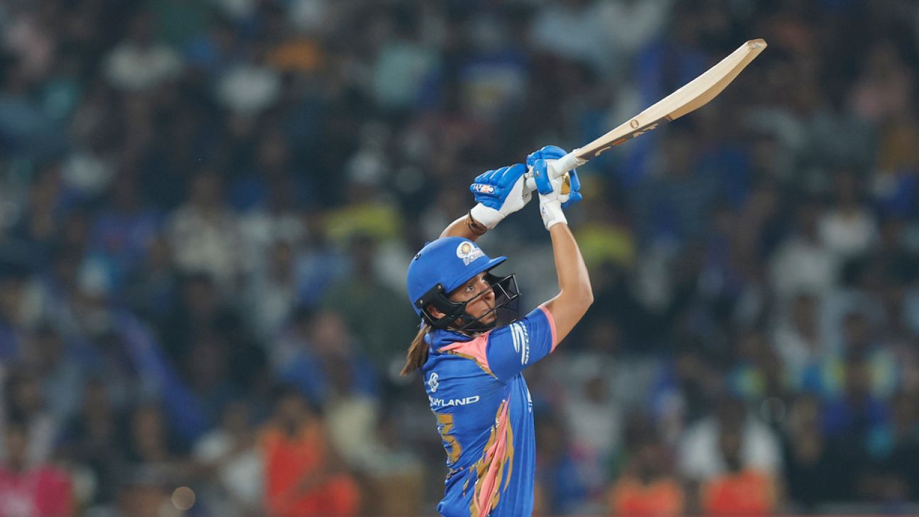 Harmanpreet Kaur first Indian to 1000 WPL runs